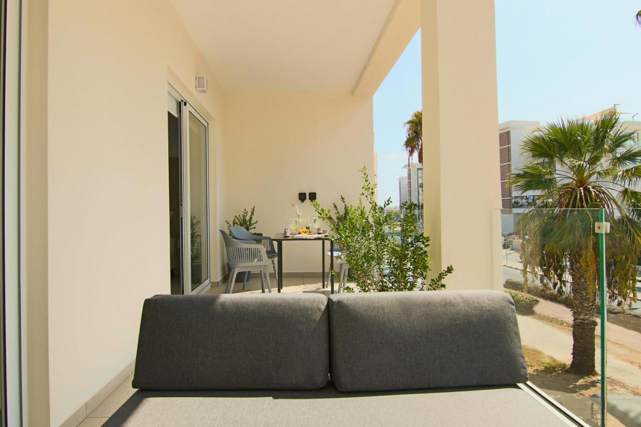 Phaedrus Living Seaview Flat Limnaria 154 Apartment Paphos ภายนอก รูปภาพ